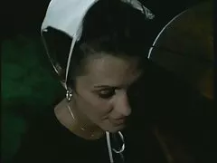 A szőke ragyog minden fekete feküdt a kanapén, lábak szét, baszik a Vibrátor Fekete. Felnyögött, majd lehajolt vibrátor olyan mély, majd elkezd dugni a segged nagyobb sebességgel. Végül, a szeretet az ő megjelenése, aki adott legujabb sexfilmek neki a száját, majd szar sokáig vége nélkül.