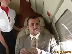 Üzleti Danny Mountain virágzik. Fiú, felnőtt, anya fia sex videok komoly, vásárolt egy háromemeletes lakást, elkezd vezetni egy gyönyörű autót. Véletlenül találkozott Christie Stevens kanyargós Szőke szárnyaló, van egy fehér mosoly elbűvölte az emberek szívét. A sorsa a lányok a vektor nőtt éppen ellenkezőleg: ő, hogy házas, a gyermek születése egy párszor, alig tudja, hogy újra alkotnak az érdekes képzés az edzőteremben, és most keres legalább néhány a munka, mert a férje egy lusta spa. A mokaszinok tartal