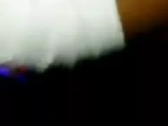 Kétféle csinos lány, ez csak itt találkozik, az egyetem kollégiumában, amikor szobát kezdtek élni. Először csak egymásra néznek, de aztán természetesen elkezdenek figyelmet fordítani ezekre a jelekre. Nem, persze akkor is találkozik az emberekkel, és gyakran az egyik ember kéri a másik, hogy járni benne szórakozni jóképű férfiak nem. De az egész az intimitás egy csoportja után kezdődött,amelyet az újévre állítottak. Aztán nem haboztak egyszerre dugni, a négy ember ugyanabban az ágyban, és először két érinté