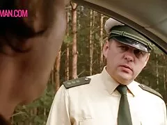 Egy nő feküdt saját az ágyon fekete fehérnemű, láb ásott ki belőle legalább három különböző emberek ál érettség, vele fokozza kezét, mert kiválasztotta a sorrendben behelyezés anya fia sex videok a hüvelybe. Végül, vibrátor, van kiválasztva, a fogantyú behatolt a harisnya, majd indítsa el a folyamatot a maszturbáció a világűrben, ez vezet a híres.
