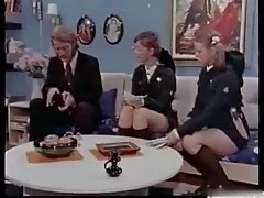 Amikor az emberek szeretik egymást szerelem, szeretet, gyengédség, hogy egymást, és nem tudja irányítani a szintet a szenvedély, akkor is, szexv ha azok egy távoli szigeten, vagy a tömegben, a szex követi azonnal. Egy ilyen szerelmi történet történt Katherine-rel, aki nagyon szeretné megszerezni a fiatalember varázsát, de a sors ellenére mégis megteszi, és elutasították. a szél letépi a ruháikat, mert megmagyarázza a szex okait egy nyilvános helyen könnyebb lesz. De a romantikus történet mindig folytatódik 